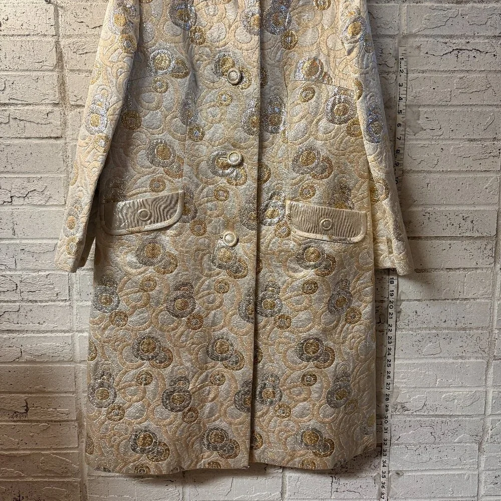 Royal India Tailors Metallic Gold & Silver Brocade Coat β Vintage Mod Glam β - Picture 11 of 11